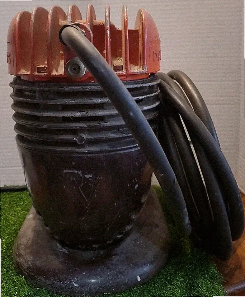 1940s DeVilbiss 501 Portable Air Compressor Spray Gun Painting (SD9)